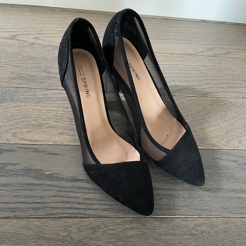 Spring size 7.5 black heels